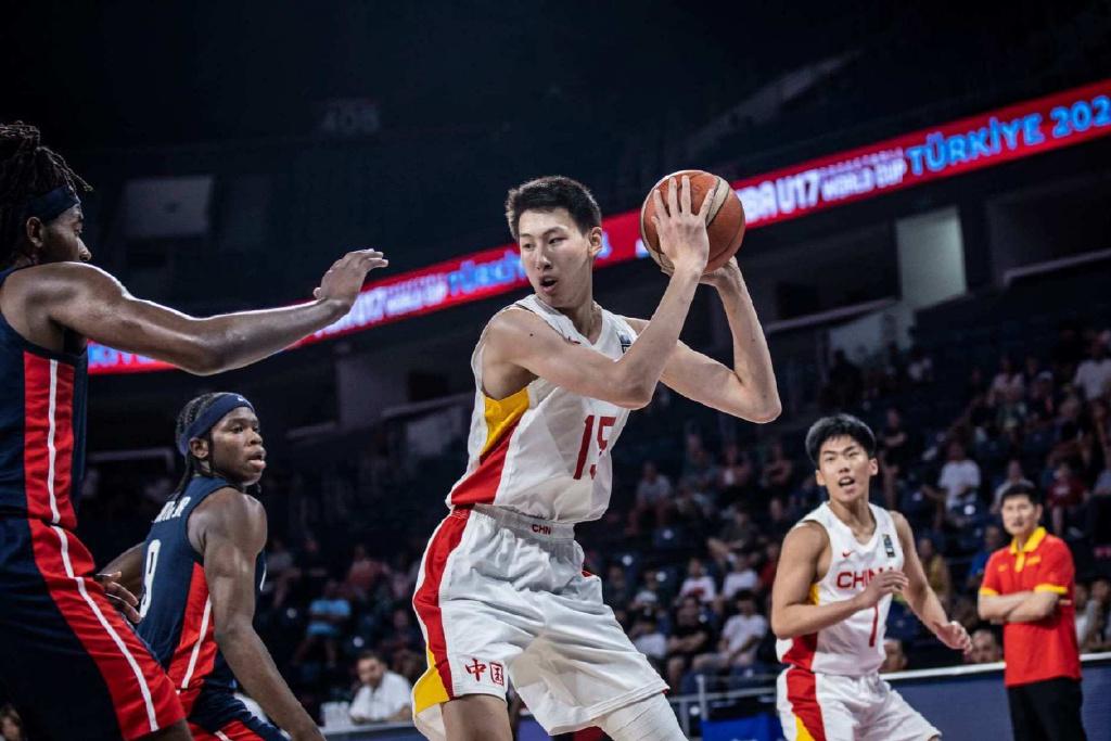 开云体育app下载地址-新西兰篮球选手男子三人篮球夺冠