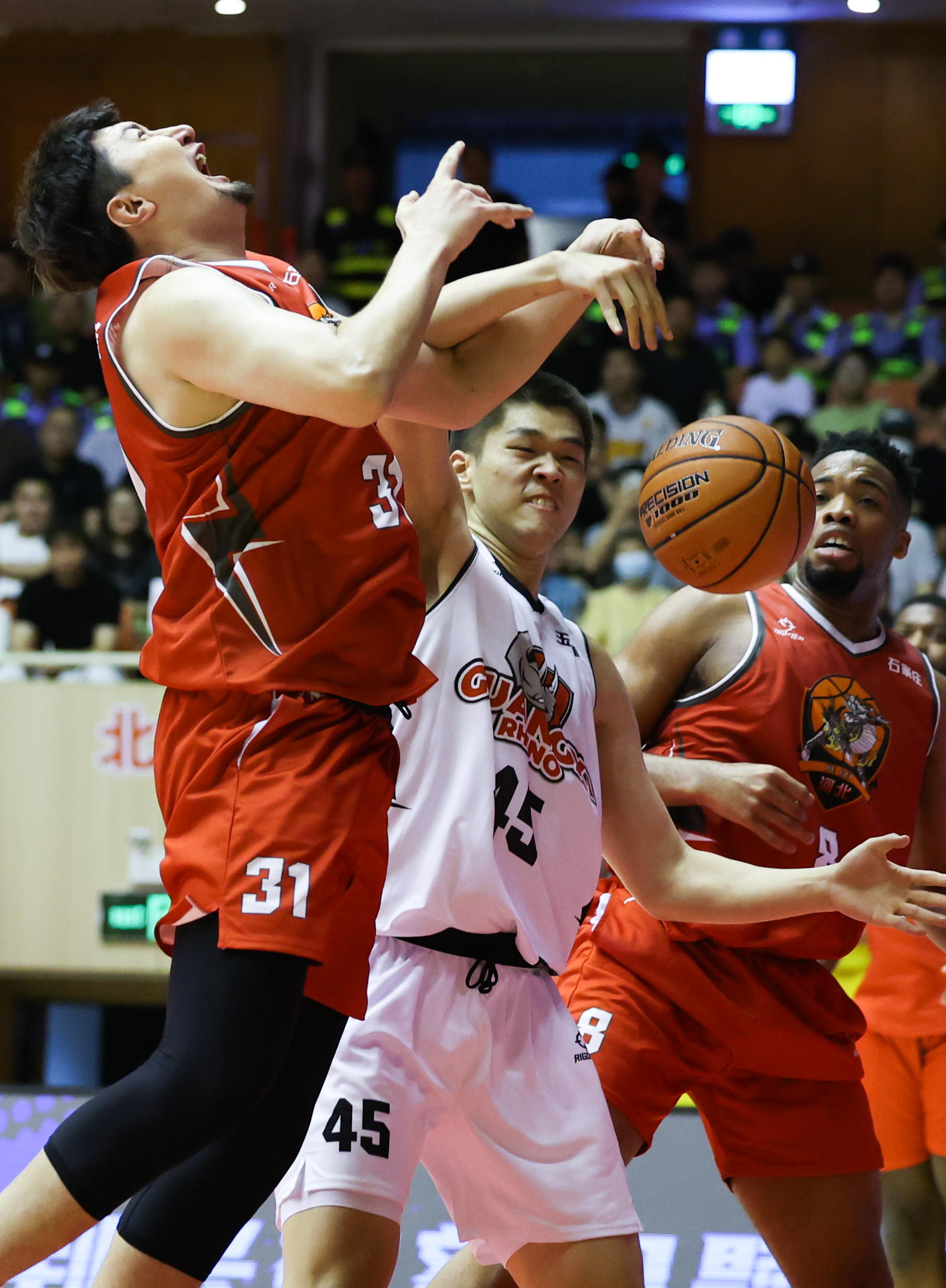 开云体育网页版入口-包含体育新闻：球队斗志昂扬展现实力的词条